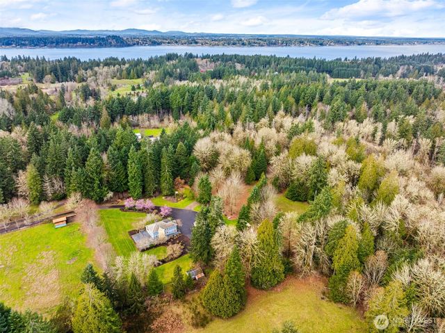 1404 38th Lane NE, Olympia, WA 98506