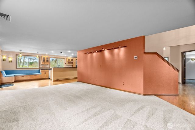 1404 38th Lane NE, Olympia, WA 98506