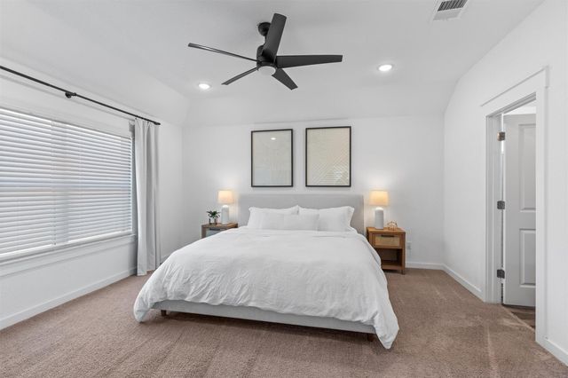 522 Hendelson LN, Hutto, TX 78634