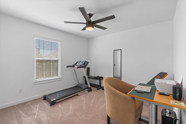 522 Hendelson LN, Hutto, TX 78634