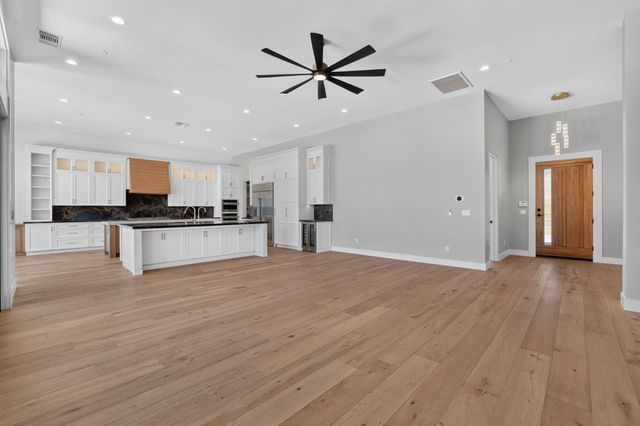 2561 Capetanios Dr, El Dorado Hills, CA 95762