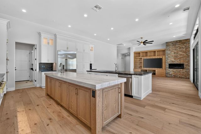 2561 Capetanios Dr, El Dorado Hills, CA 95762