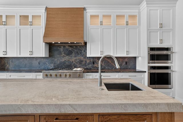2561 Capetanios Dr, El Dorado Hills, CA 95762