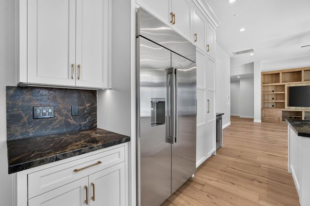 2561 Capetanios Dr, El Dorado Hills, CA 95762