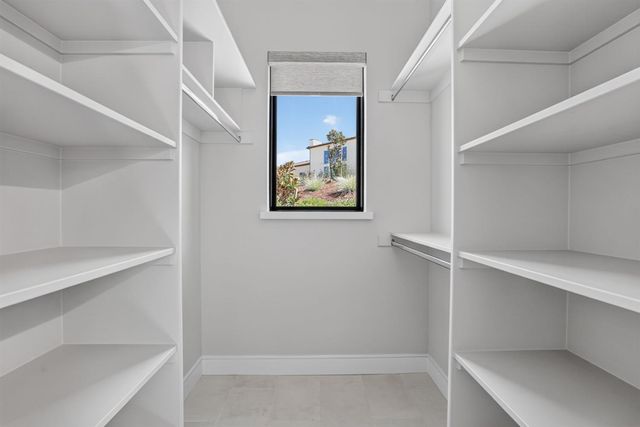 2561 Capetanios Dr, El Dorado Hills, CA 95762