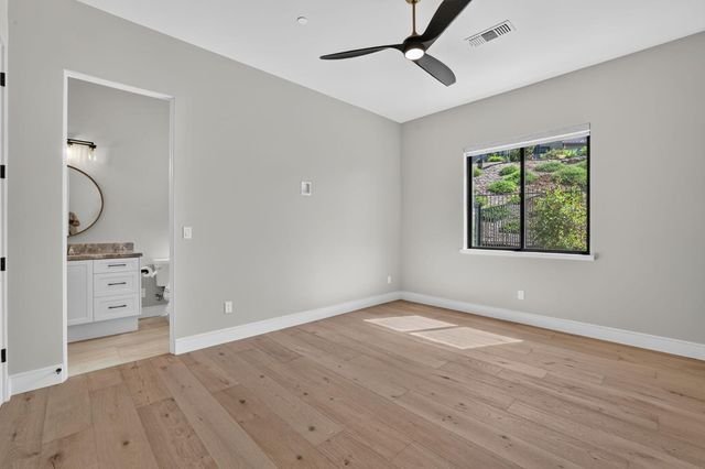 2561 Capetanios Dr, El Dorado Hills, CA 95762