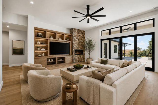 2561 Capetanios Dr, El Dorado Hills, CA 95762
