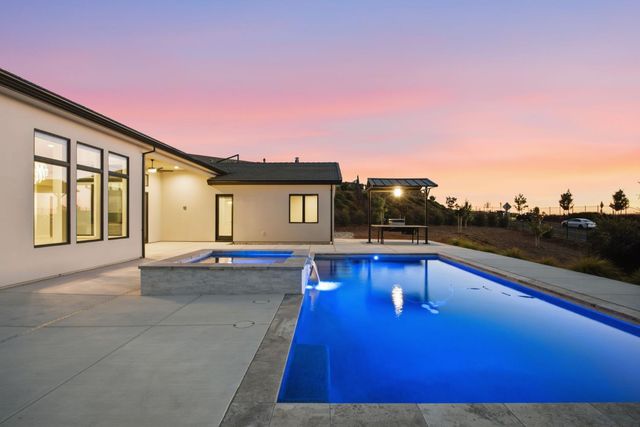 2561 Capetanios Dr, El Dorado Hills, CA 95762
