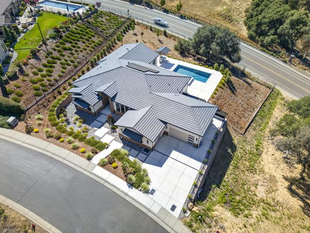 2561 Capetanios Dr, El Dorado Hills, CA 95762