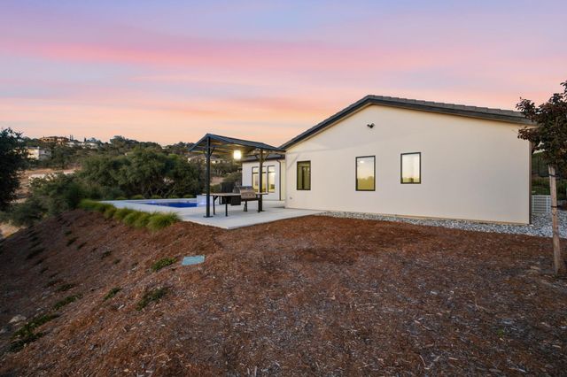 2561 Capetanios Dr, El Dorado Hills, CA 95762