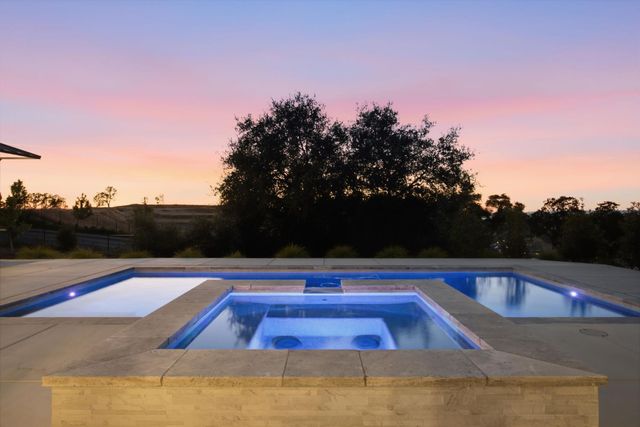 2561 Capetanios Dr, El Dorado Hills, CA 95762