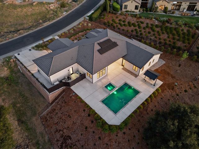 2561 Capetanios Dr, El Dorado Hills, CA 95762
