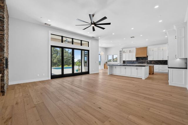2561 Capetanios Dr, El Dorado Hills, CA 95762
