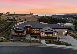 2561 Capetanios Dr, El Dorado Hills, CA 95762