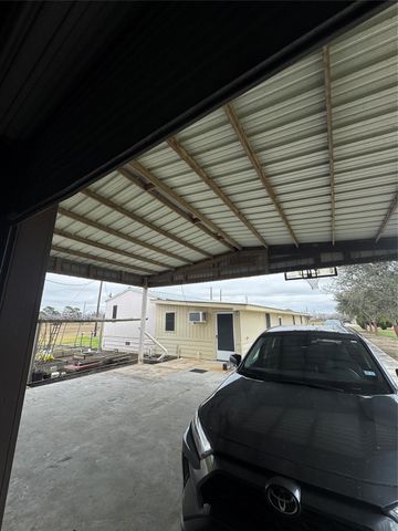 2069 CR 317 12th Street, Palacios, TX 77465