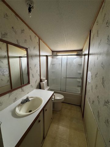 2069 CR 317 12th Street, Palacios, TX 77465