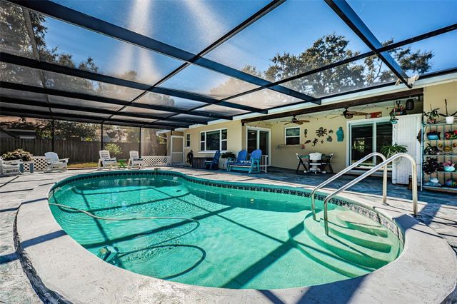 2015 PARK STREET N, St Petersburg, FL 33710