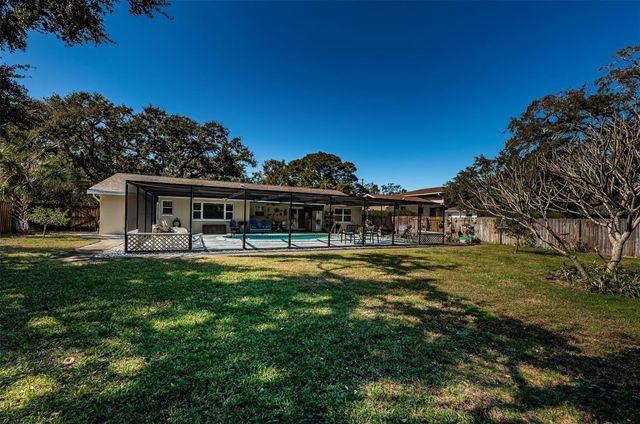 2015 PARK STREET N, St Petersburg, FL 33710