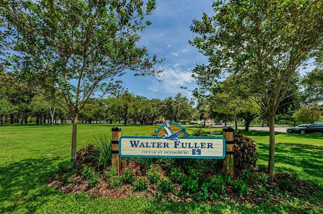 2015 PARK STREET N, St Petersburg, FL 33710