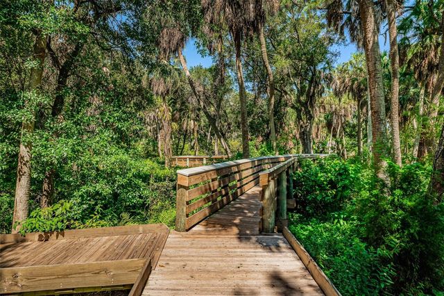 2015 PARK STREET N, St Petersburg, FL 33710