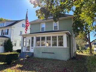 8 Frew Terrace, Enfield, CT 06082