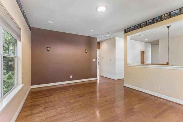 138 Papawai DR, Bastrop, TX 78602