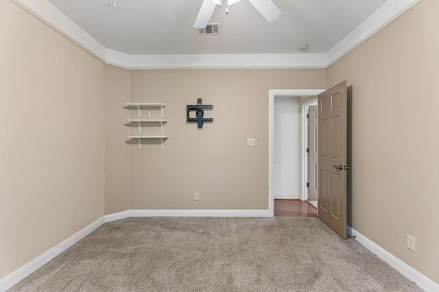 138 Papawai DR, Bastrop, TX 78602
