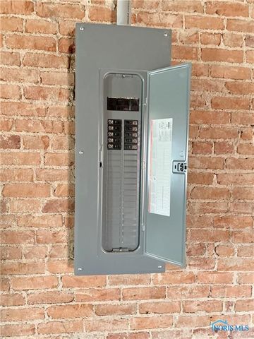 123 N Michigan Avenue, Edgerton, OH 43517