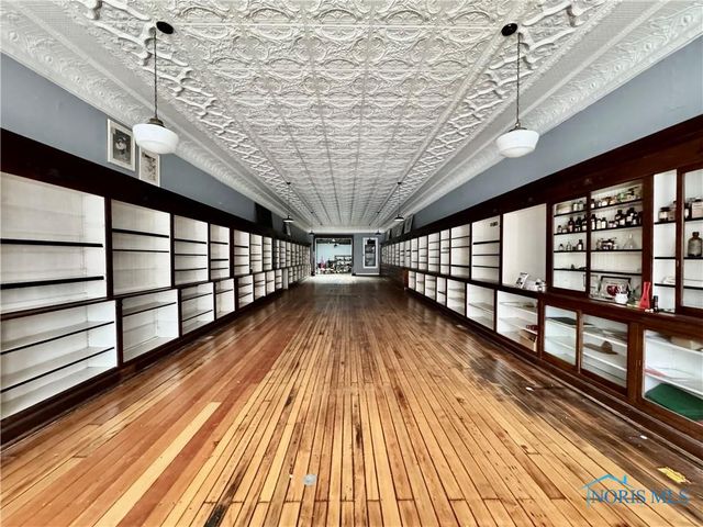 123 N Michigan Avenue, Edgerton, OH 43517