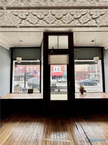 123 N Michigan Avenue, Edgerton, OH 43517