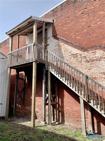 123 N Michigan Avenue, Edgerton, OH 43517