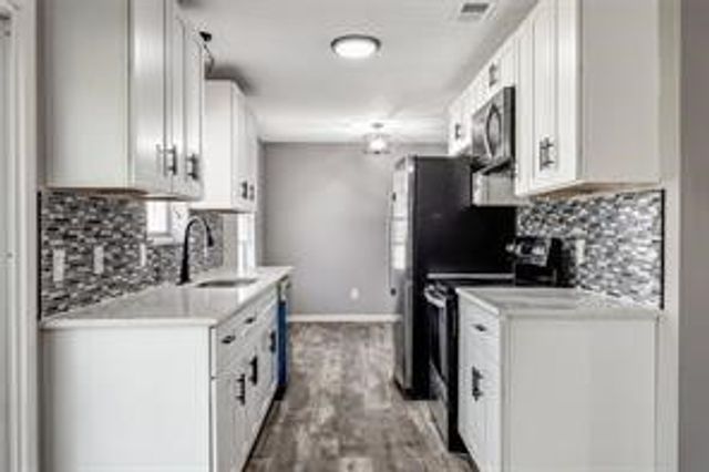331 Merribrook Trail, Duncanville, TX 75116