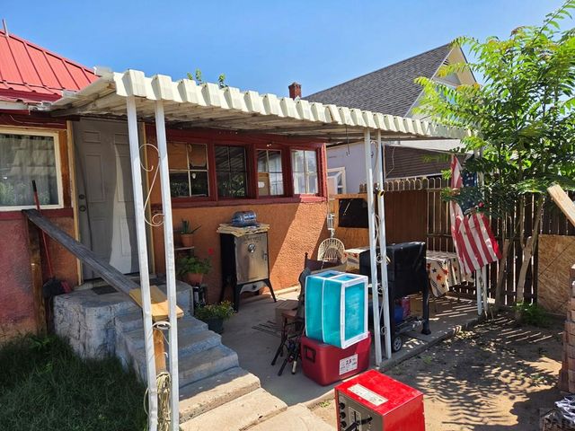 1430 E 8th St, Pueblo, CO 81001