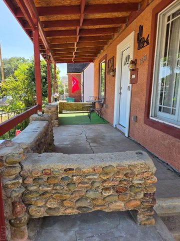 1430 E 8th St, Pueblo, CO 81001