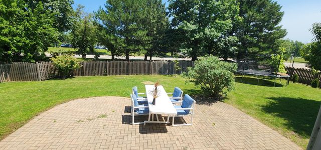 4 Claridge Court, Bolingbrook, IL 60440