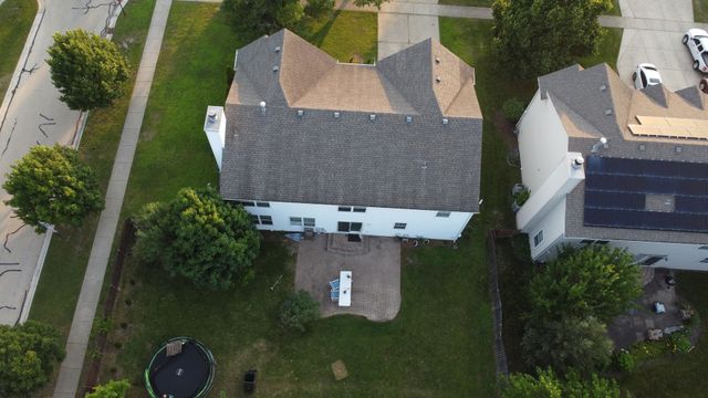 4 Claridge Court, Bolingbrook, IL 60440