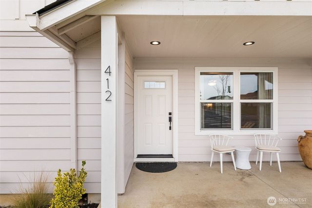 412 Herren Avenue, Winlock, WA 98596