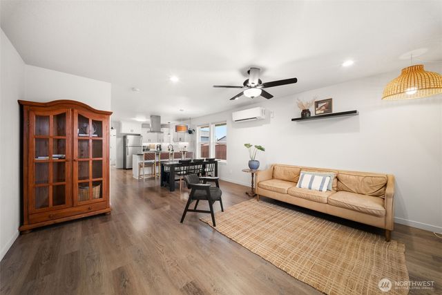 412 Herren Avenue, Winlock, WA 98596