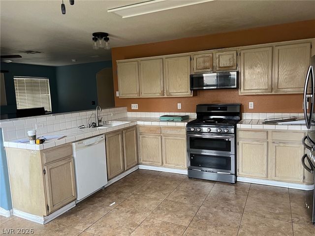 2050 Paterno Avenue, Las Vegas, NV 89123