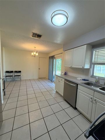 600 6TH AVENUE SE, Largo, FL 33771