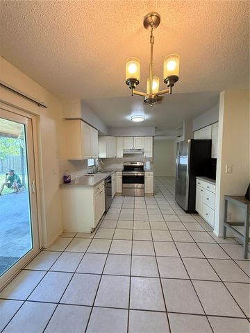 600 6TH AVENUE SE, Largo, FL 33771