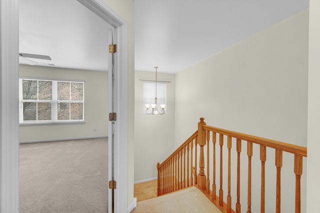 1114 N CLAREMONT Drive, Palatine, IL 60074