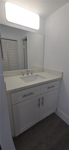 8540 SW 212th St 207, Cutler Bay, FL 33189