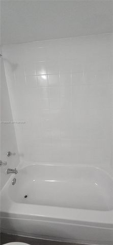 8540 SW 212th St 207, Cutler Bay, FL 33189