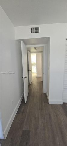 8540 SW 212th St 207, Cutler Bay, FL 33189