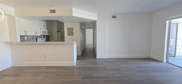 8540 SW 212th St 207, Cutler Bay, FL 33189