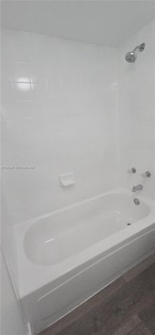 8540 SW 212th St 207, Cutler Bay, FL 33189