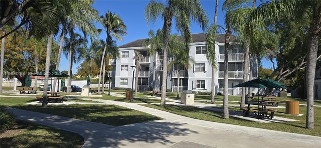 8540 SW 212th St 207, Cutler Bay, FL 33189