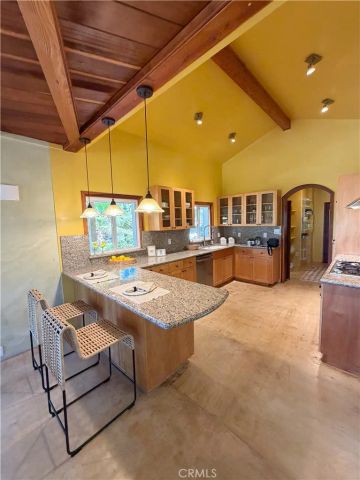 2 Chuckwagon, Rolling Hills, CA 90274