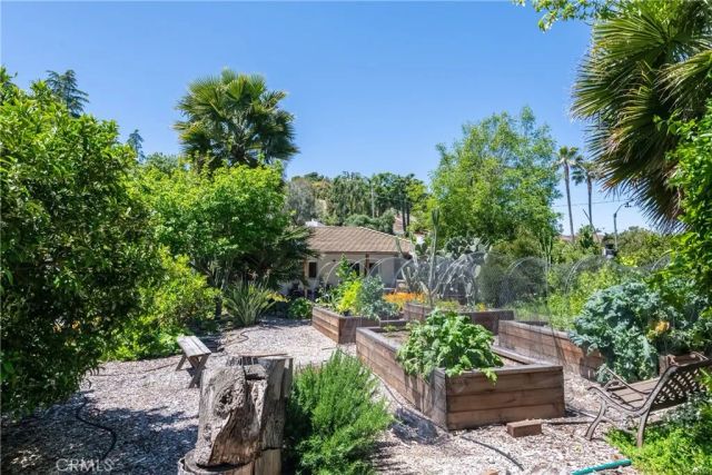 2 Chuckwagon, Rolling Hills, CA 90274